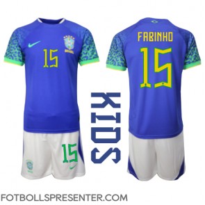 Brasilien Fabinho #15 Bortatröja Barn VM 2022 Kortärmad (+ korta byxor)